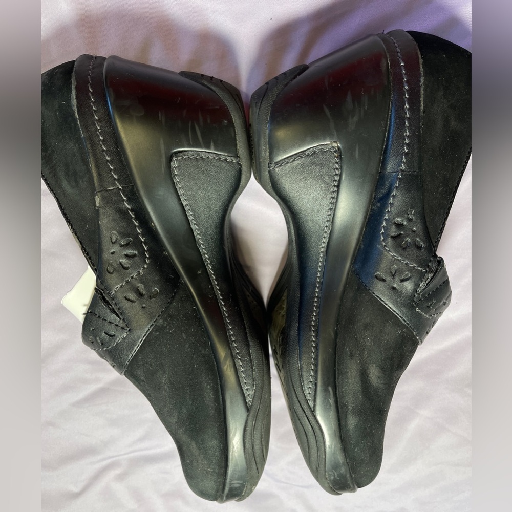 White Mountain Women Mules